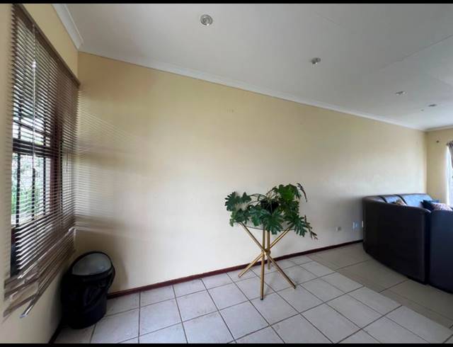 3 BEDROOM TOWNHOUSE FOR SALE IN CLELAND